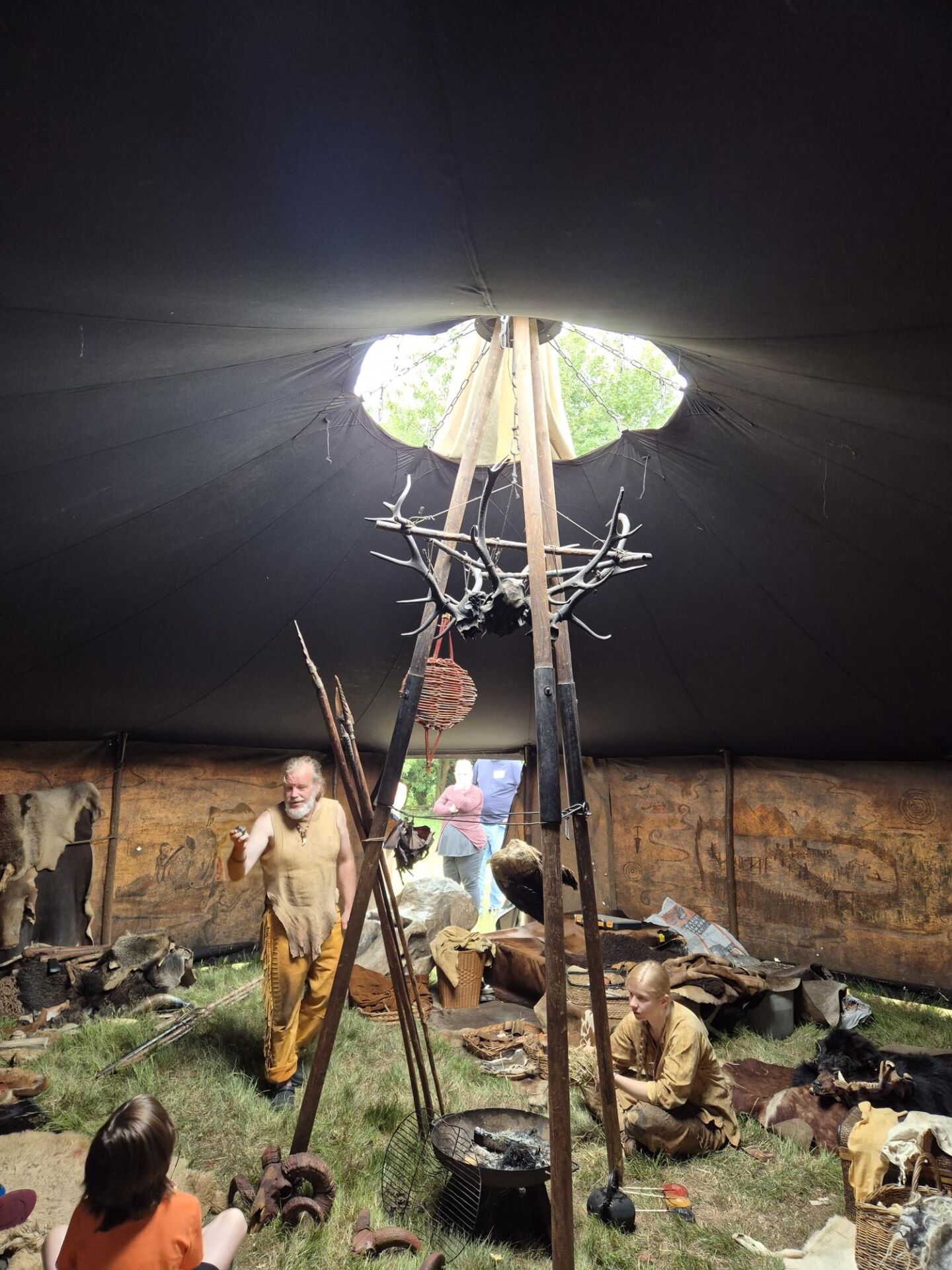 The cave people 2026