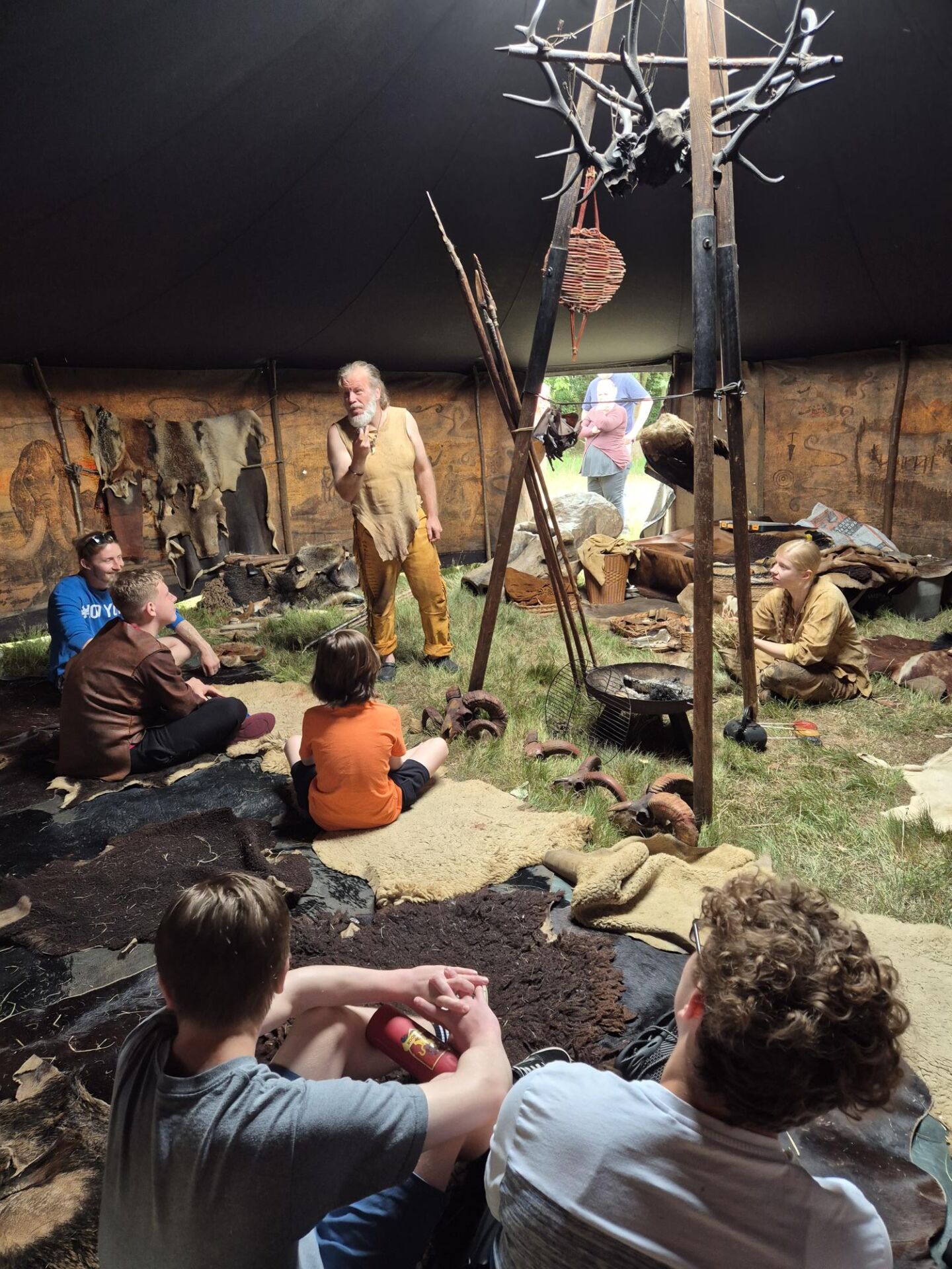 The cave people 2026