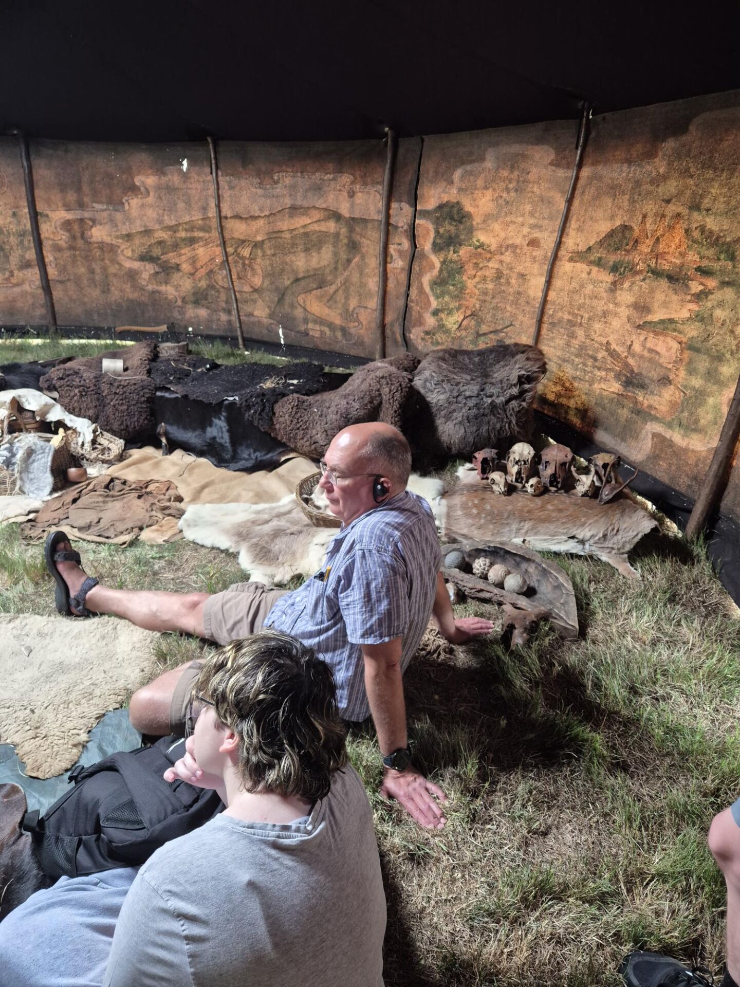 The cave people 2026
